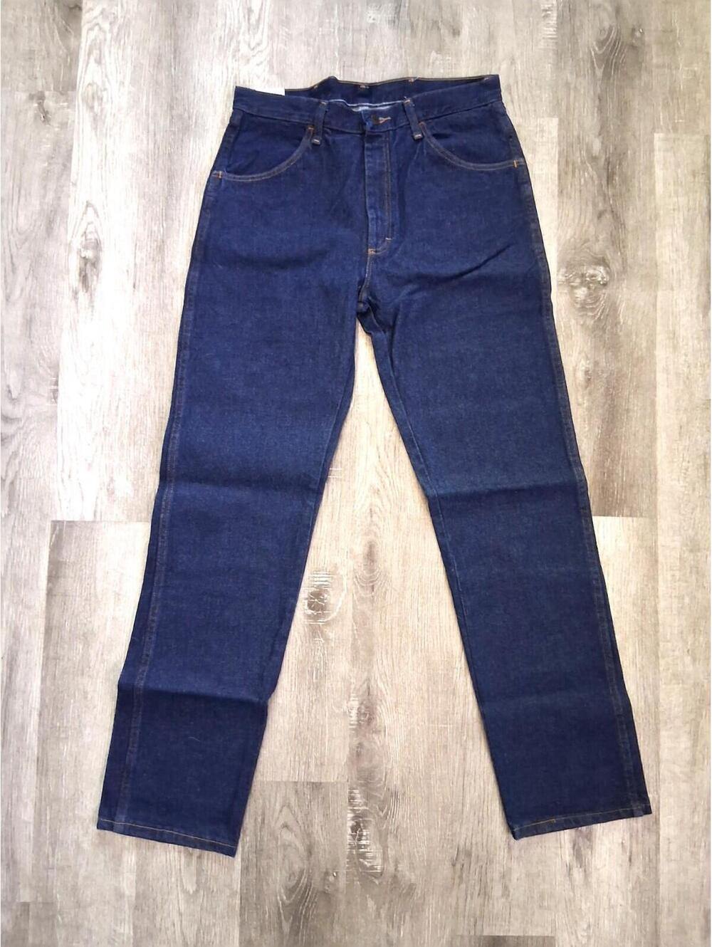 NWT Wrangler Rustler Men's 34x34 Denim Comfort Relaxed Fit Straight Leg Jeans